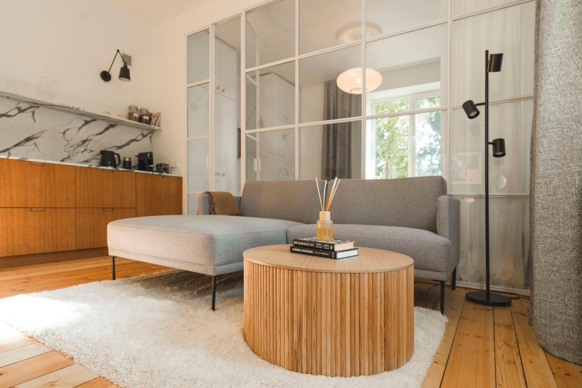 Wooden Floor Homes Appartement *