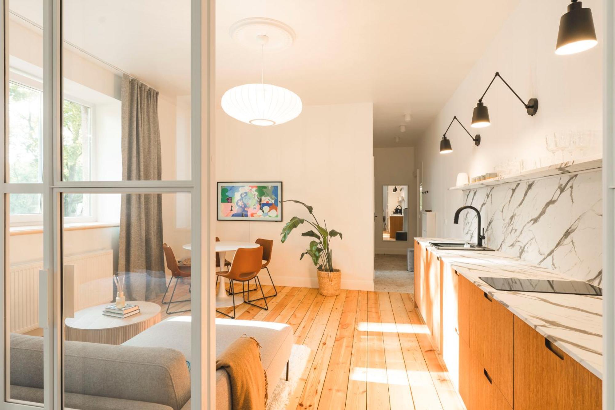 Íbúð Wooden Floor Homes *